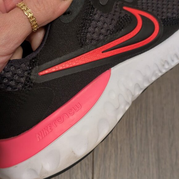 Nike Renew pink and black sneakers shoes size 9 - Picture 5 of 7